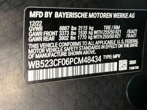 Certified 2023 BMW iX xDrive50 w/ Premium Package image 18