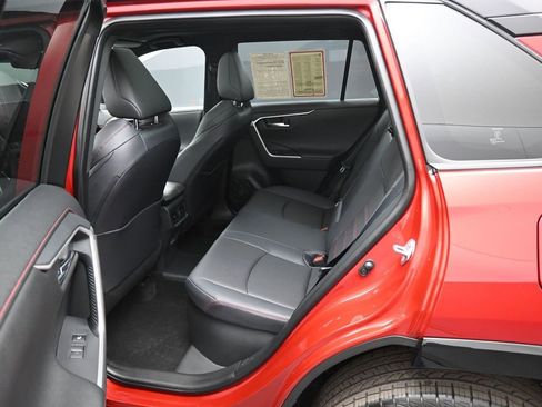 Certified 2025 Toyota RAV4 XSE image 31