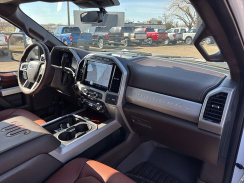 Used 2022 Ford F350 King Ranch w/ Tremor Off-Road Package AWD/4WD image 24