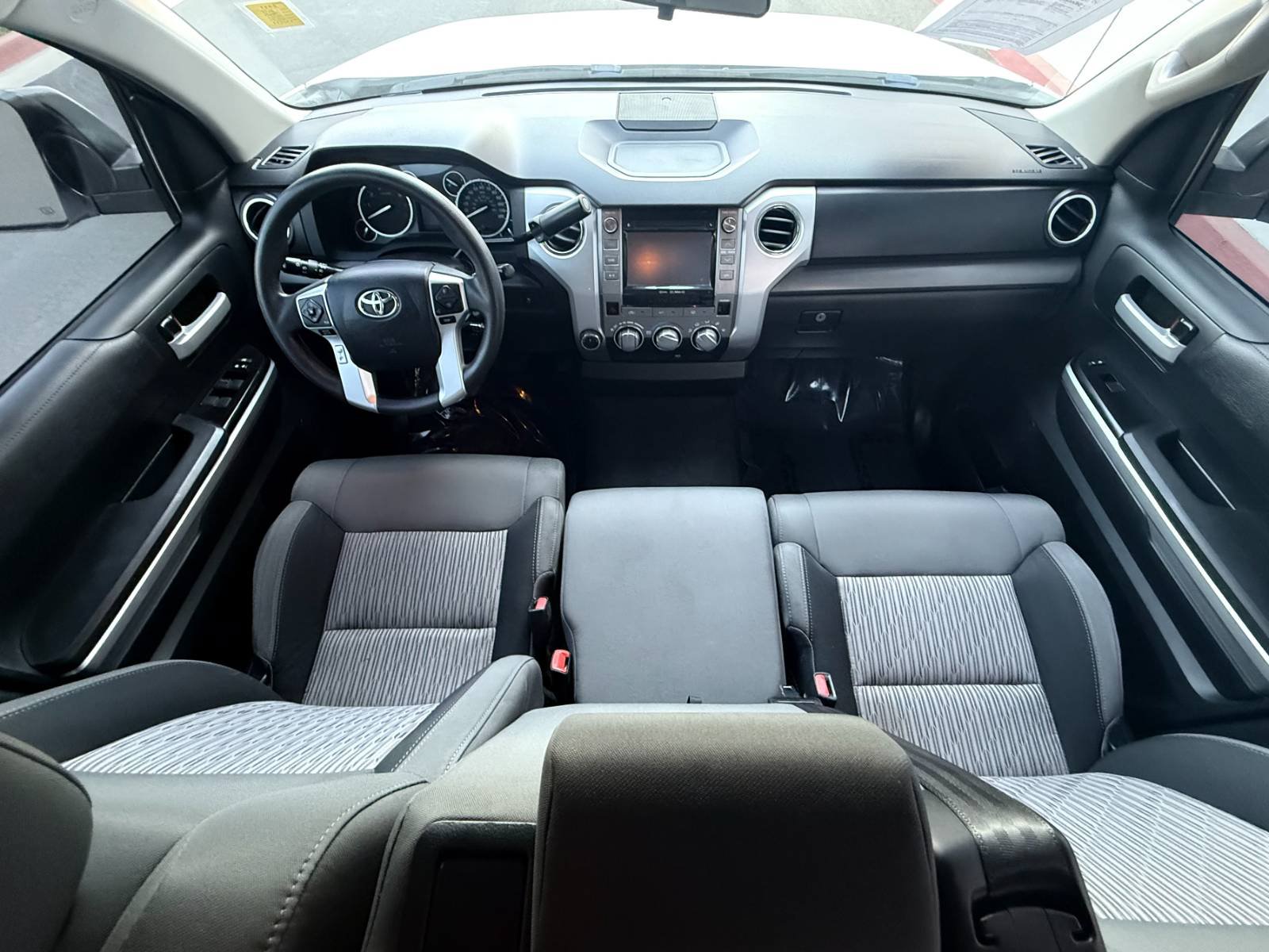 Used 2015 Toyota Tundra SR5 AWD/4WD image 17