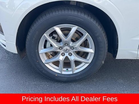 Used 2021 Volvo XC60 T5 Momentum w/ Protection Package Premier FWD image 9