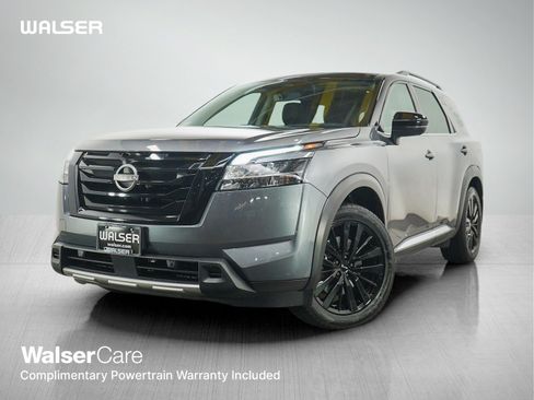 Used 2024 Nissan Pathfinder Platinum AWD/4WD image 1
