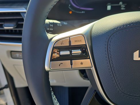 New 2025 Kia Telluride EX w/ EX Captain's Chair Package image 37