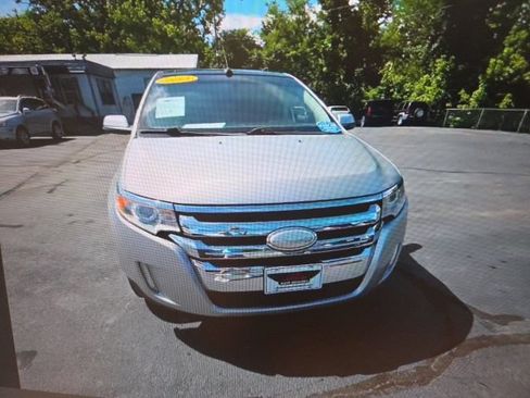 Used 2013 Ford Edge Limited AWD/4WD image 2
