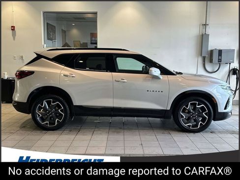 Certified 2022 Chevrolet Blazer RS image 2