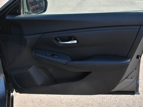 Used 2024 Nissan Sentra SV image 36