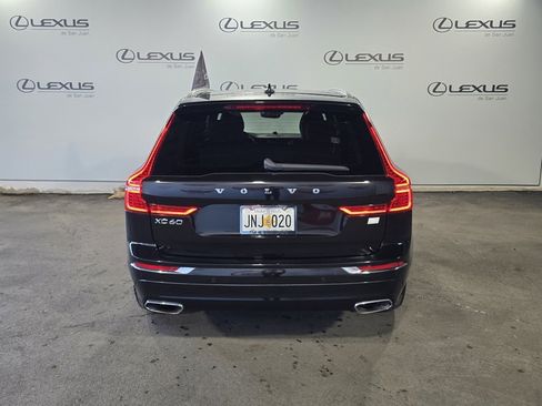 Used 2021 Volvo XC60 T8 Inscription Expression image 9