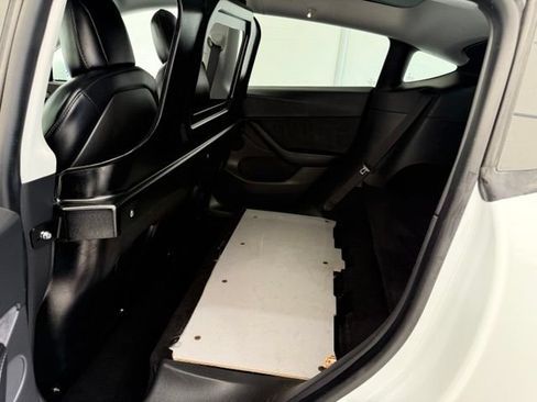 Used 2021 Tesla Model Y Long Range AWD/4WD image 17