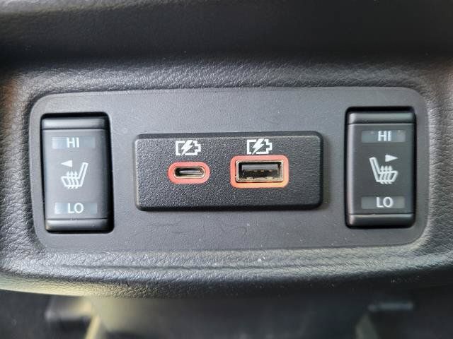 Used 2022 Nissan Maxima Platinum FWD image 13