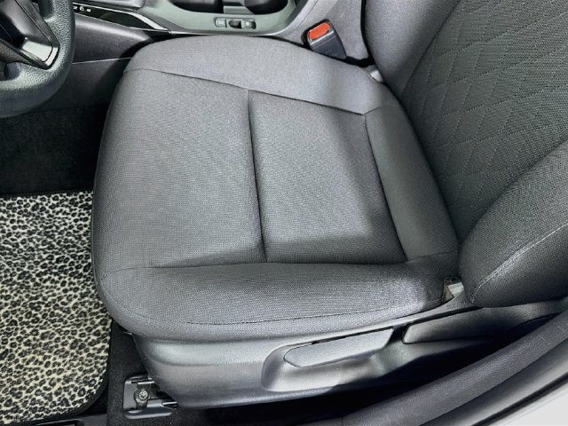 Used 2025 Toyota Corolla LE FWD image 23