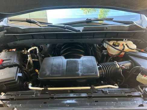 Used 2020 GMC Sierra 1500 SLE w/ SLE Value Package RWD image 31