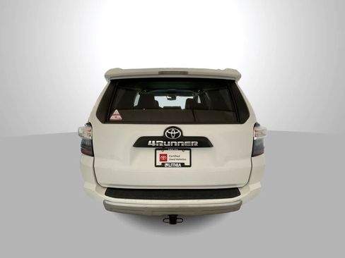 Used 2022 Toyota 4Runner TRD Off-Road AWD/4WD image 7