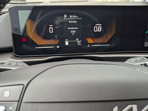 New 2026 Kia Sportage EX w/ EX Panorama Roof Package image 20