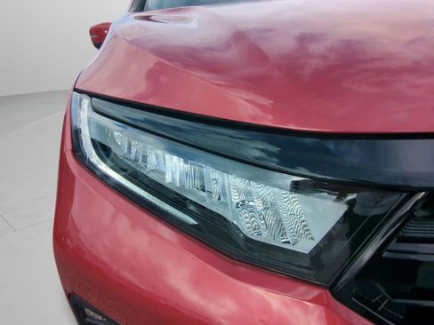 New 2026 Honda Odyssey Touring image 8