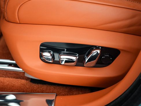 Certified 2025 Rolls-Royce Ghost AWD/4WD image 17
