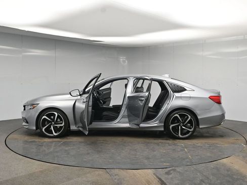 Used 2019 Honda Accord Sport image 44