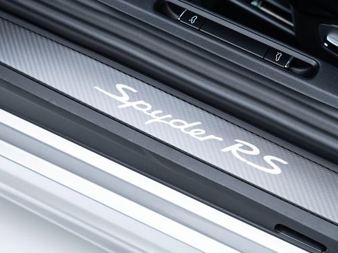 Used 2025 Porsche 718 Boxster Spyder RS image 15