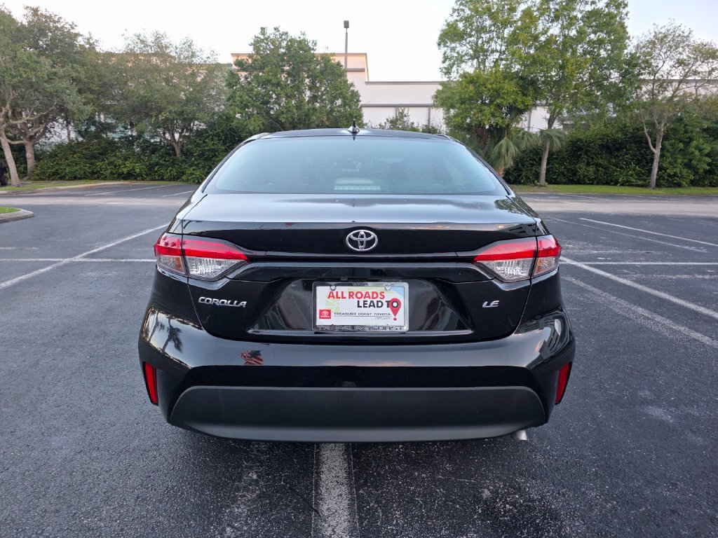 New 2027 Toyota Corolla LE FWD image 10