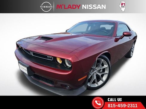 Used 2022 Dodge Challenger GT image 2