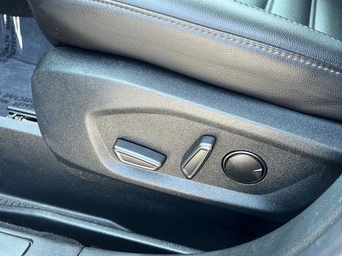 Used 2022 Ford Edge SEL w/ Convenience Package image 27