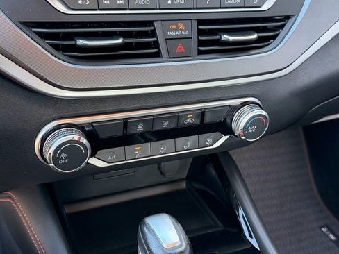 Certified 2024 Nissan Altima 2.5 SR FWD image 23