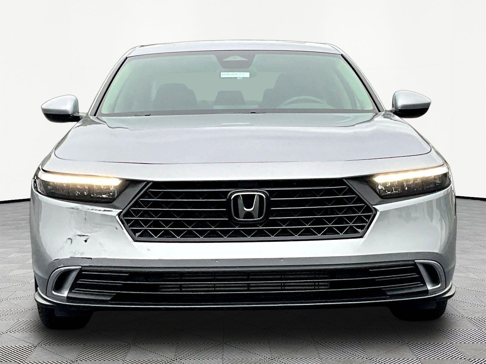 Used 2023 Honda Accord EX image 2