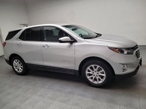 Used 2020 Chevrolet Equinox LT FWD image 11