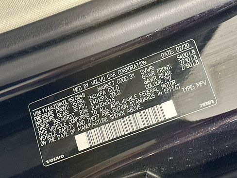 Used 2020 Volvo XC60 T6 Momentum w/ Protection Package Premier image 34