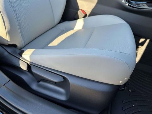 New 2026 Toyota Prius XLE image 12