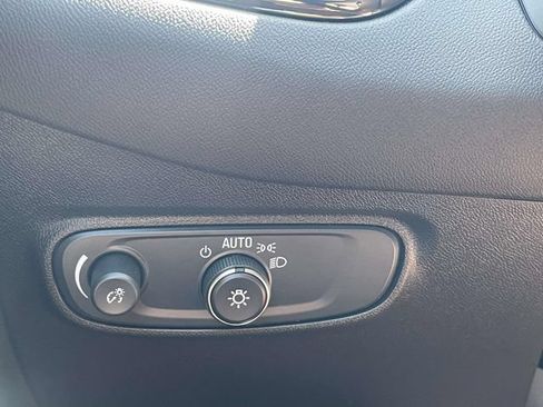 Used 2024 Chevrolet Equinox RS FWD image 26