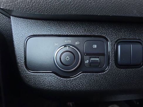 Used 2022 Mercedes-Benz Sprinter 2500 image 27