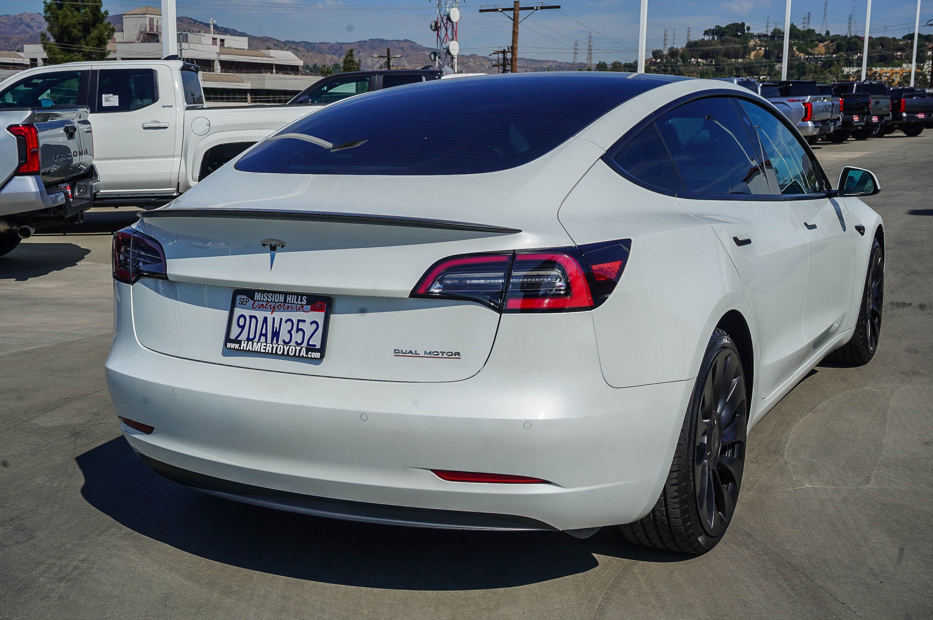 Used 2022 Tesla Model 3 Performance AWD/4WD image 34