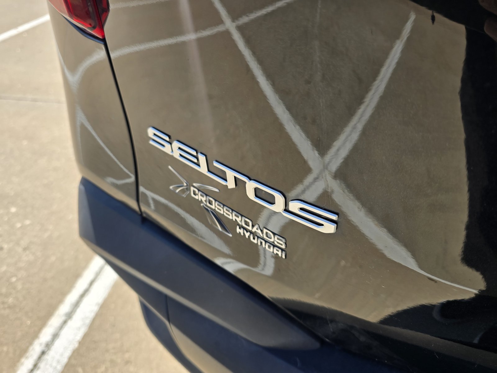 Used 2024 Kia Seltos LX AWD/4WD image 11