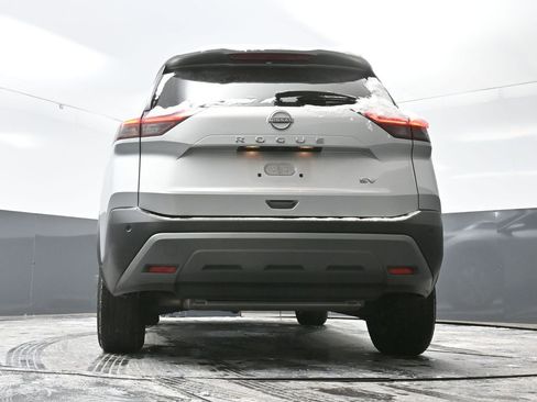 Used 2023 Nissan Rogue SV FWD image 21