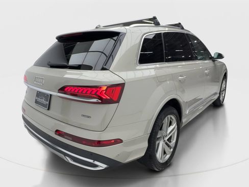 Used 2023 Audi Q7 2.0T Premium w/ Convenience Package AWD/4WD image 7