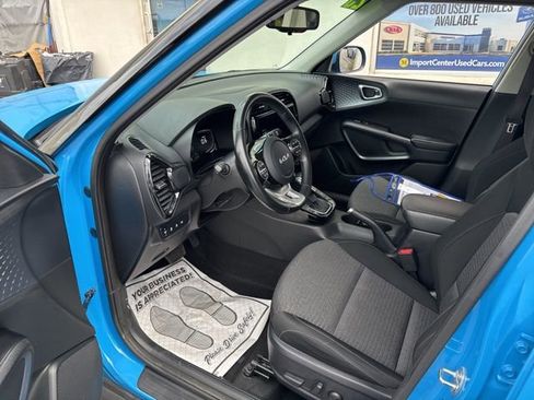 Certified 2023 Kia Soul EX image 8