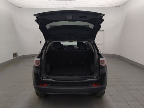 Used 2019 Jeep Compass Limited AWD/4WD image 29