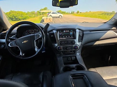 Used 2015 Chevrolet Tahoe LT AWD/4WD image 4