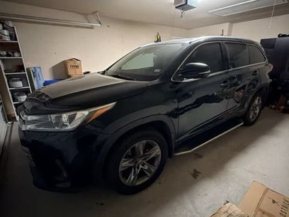 Used 2018 Toyota Highlander Limited Platinum