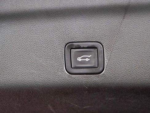 Used 2023 Cadillac Escalade Premium Luxury w/ LPO, Floor Liner Package AWD/4WD image 37