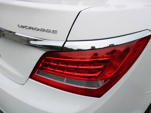 Used 2014 Buick LaCrosse Leather image 26