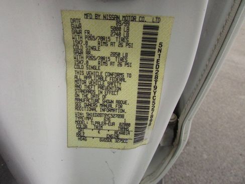 Used 2000 Nissan Xterra XE RWD image 40