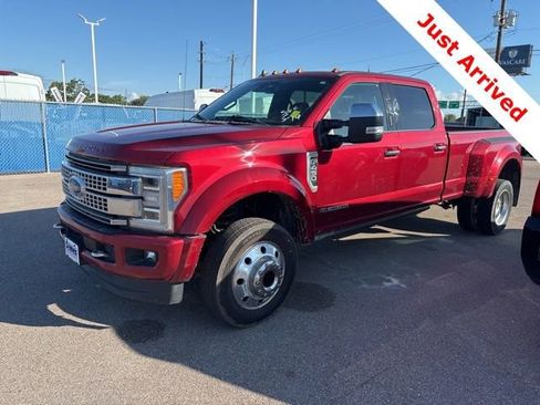 Used 2019 Ford F450 Platinum w/ Platinum Ultimate Package AWD/4WD image 5