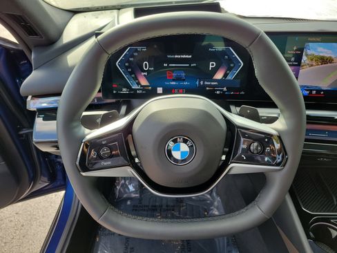 Used 2026 BMW 540i xDrive AWD/4WD image 28