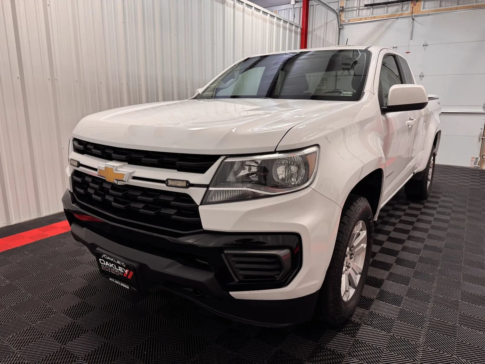 Used 2022 Chevrolet Colorado LT w/ Fleet Safety Package AWD/4WD image 9
