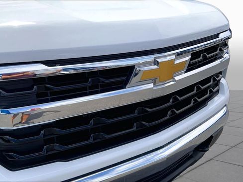 Used 2024 Chevrolet Silverado 1500 LT AWD/4WD image 30