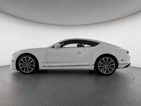 Used 2026 Bentley Continental GT image 11