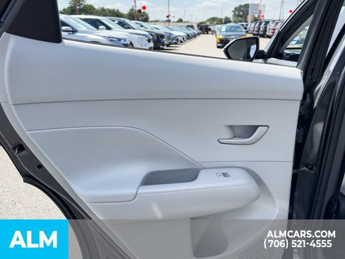 Certified 2024 Hyundai Kona SEL FWD image 10