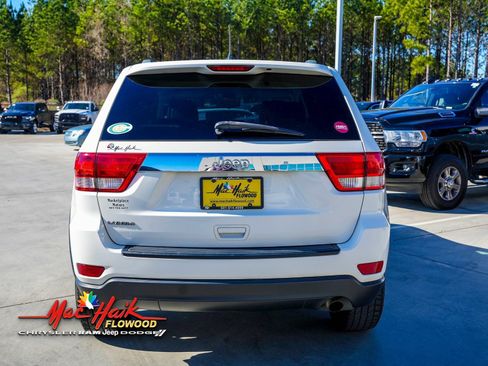 Used 2012 Jeep Grand Cherokee Laredo w/ Laredo E Group image 5