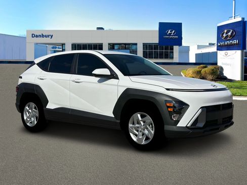 New 2026 Hyundai Kona SE image 10